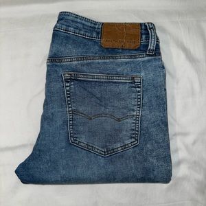 American Eagle 32x30 Slim Jeans